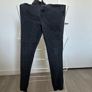 Men’s black PacSun skinny jeans